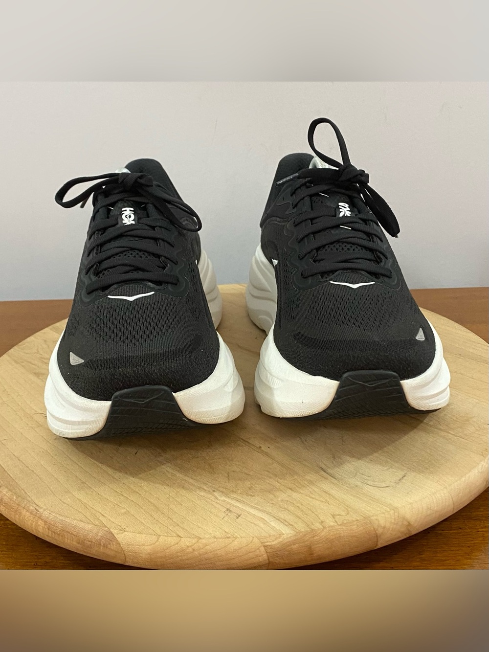 HOKA Bondi 9 Black White Running Athletic Shoes Womens Size 10 B Regular 1162012 - Picture 3 of 13